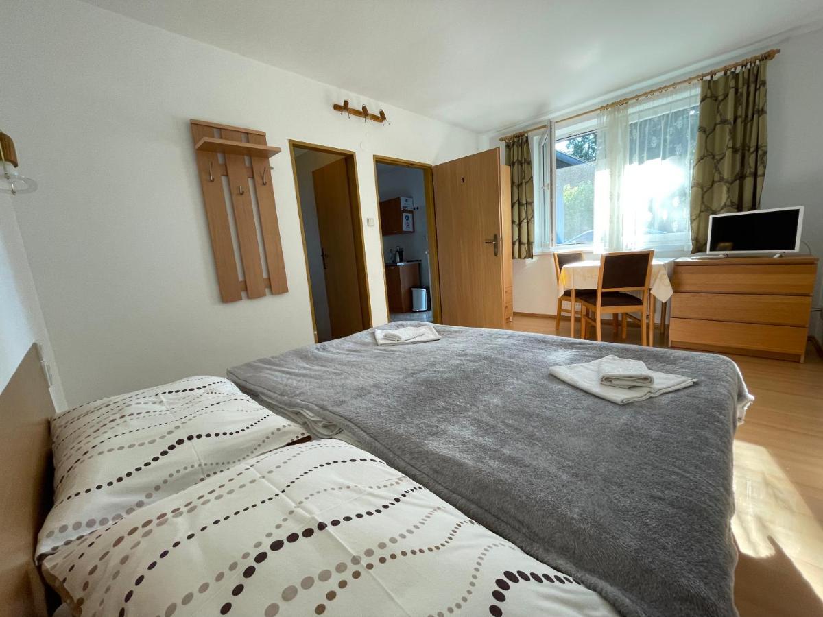 Apartamento Privat Hotos Liptovský Mikuláš Exterior foto