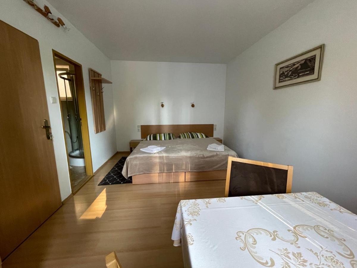 Apartamento Privat Hotos Liptovský Mikuláš Exterior foto